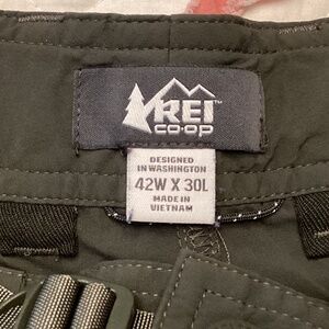 REI outdoorsman pants